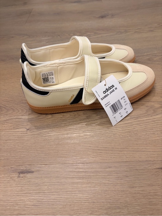 adidas Shoes - adidas Samba Jane W Cream with Black Detail